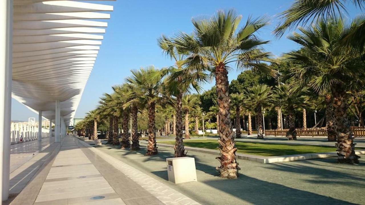 Malaga Rivasアパートメント エクステリア 写真